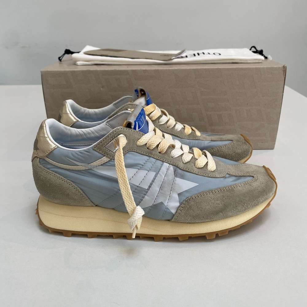 Golden Goose Marathon Sneaker in Light Blue/Gray Suede/Silver sz 37 New in Box - Picture 3 of 12